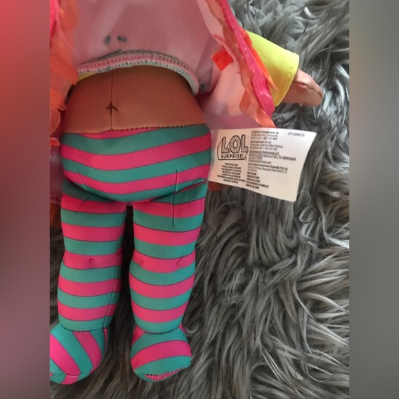 Lol Surprise Neon QT plush - Picture 3 of 6